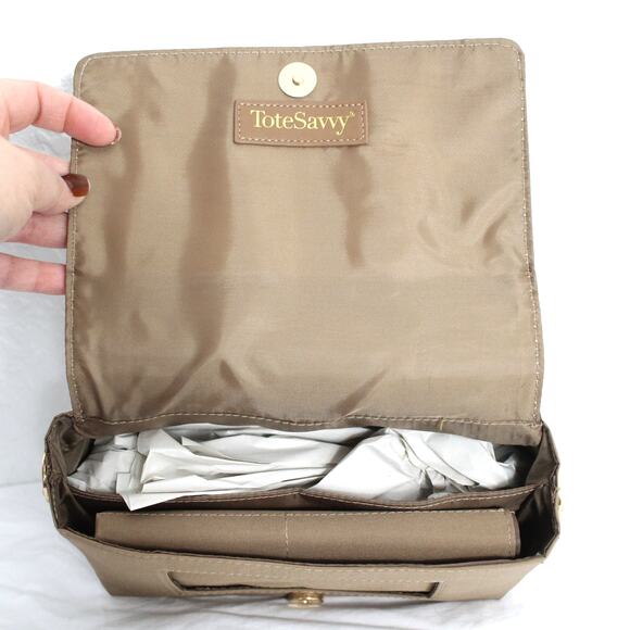 ToteSavvy Change Kit Crossbody Bag in Fawn NWT - Picture 1 of 4